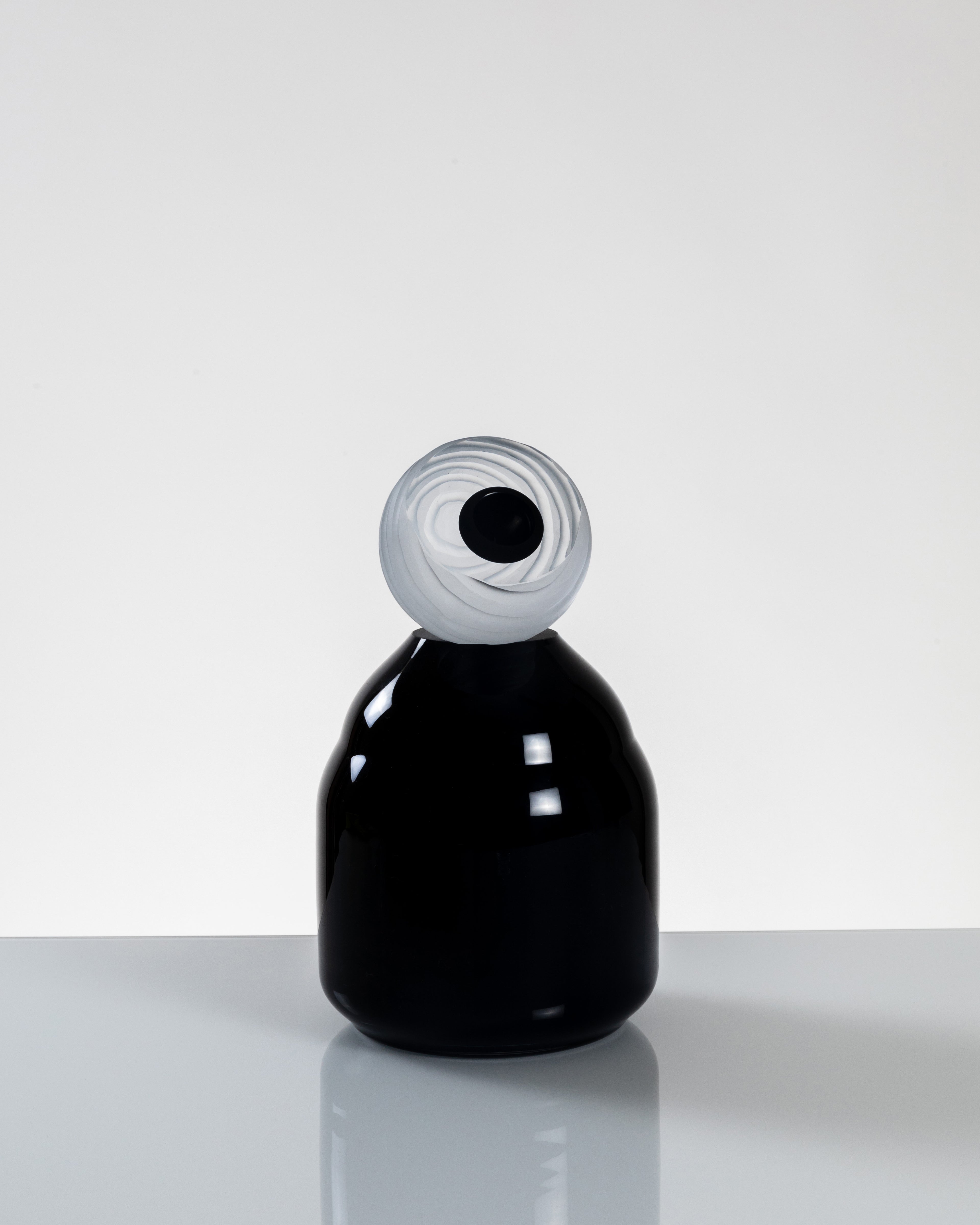 Keepsake Glass Urn – Tumulus Collection