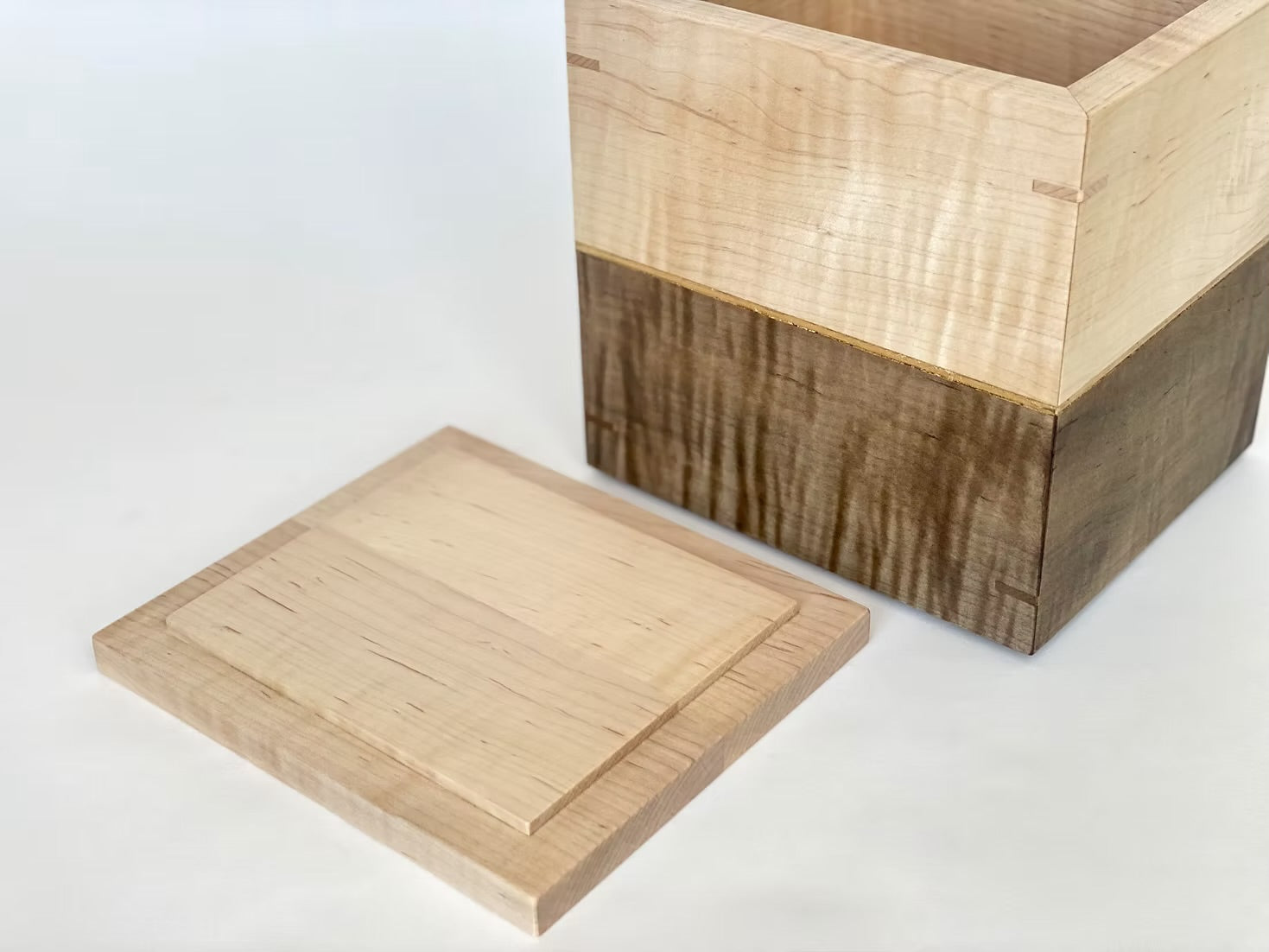Curly Maple Urn