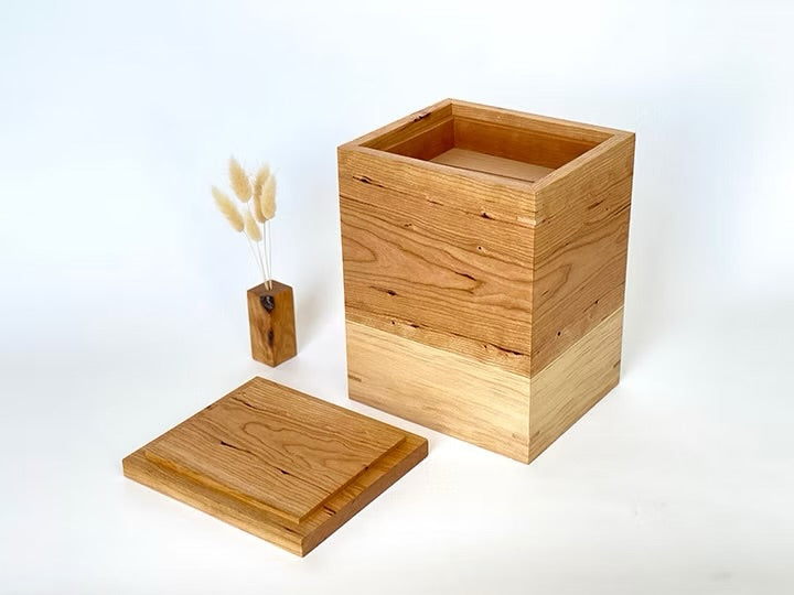 Wooden Urn with Nesting Keepsake Tray
