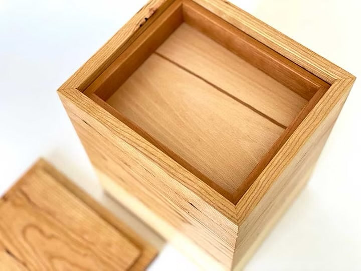 Wooden Urn with Nesting Keepsake Tray